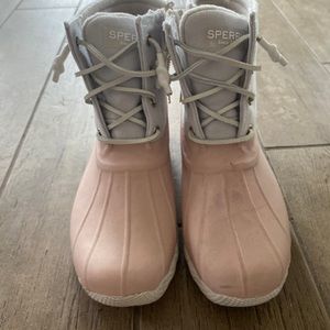 Speedy Saltwater Duck Boots in Rose